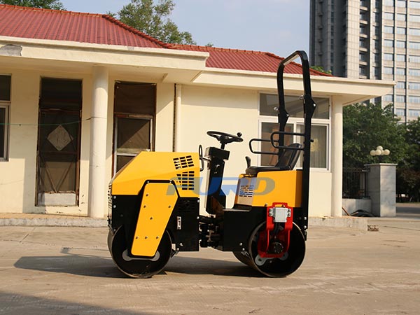關(guān)于小型壓路機變速箱的保養(yǎng)知識你知道多少？