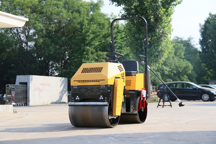 “明星款”小型壓路機(jī)，讓大家的選擇不再“迷路”！